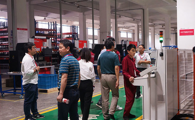 阿里巴巴集團廚房大家電負責人子謖一行到訪佳歌集團，共探智慧工廠與家電產業(yè)數(shù)字化新未來